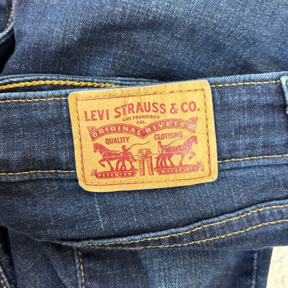 Levi's 414 Classic Straight Jeans Plus Size Women's 18W Dark Blue Rinse Stretchy - Picture 5 of 5